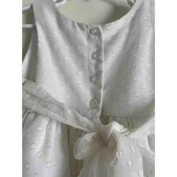 Marmelata white, formal dress. Sleeveless. Size 4. - Picture 3 of 6